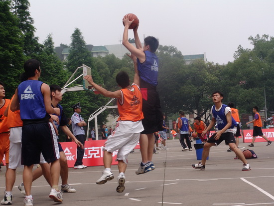 斯的